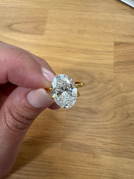 5.01 Oval Lab Diamond